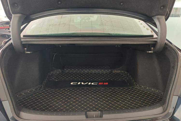 Used Honda Civic 2022 240TURBO CVT Dynamic Edition
