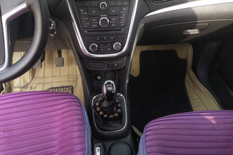 Used Buick Encore 2015 1.4T Manual Two-Wheel Drive Urban Advanced Model
