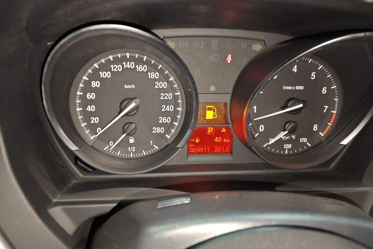 Used BMW Z4 2013 sDrive20i Leading Model
