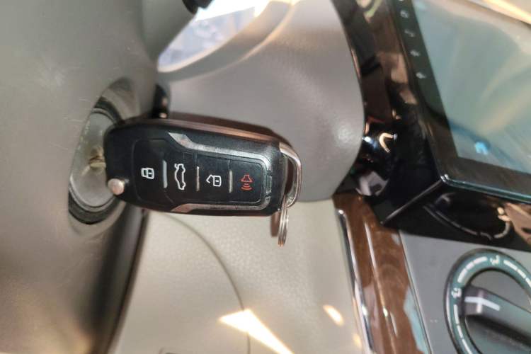 Used Nissan Sylphy 2014 1.6XV CVT Deluxe Edition
