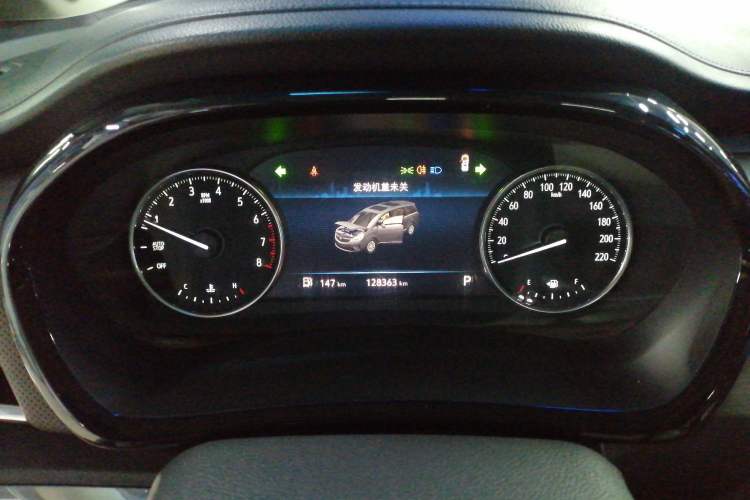 Used Buick GL8 2021 Land Cruiser Executive Class 652T Luxury Model
