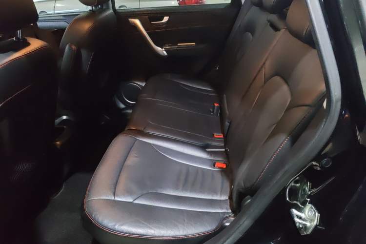 Used Haval H6 2014 Sport Version 1.5T Manual Two-Wheel Drive Elite Edition
