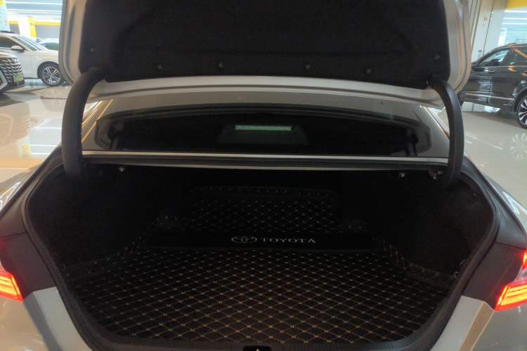 Used Toyota Camry 2018 2.0G Luxury Edition