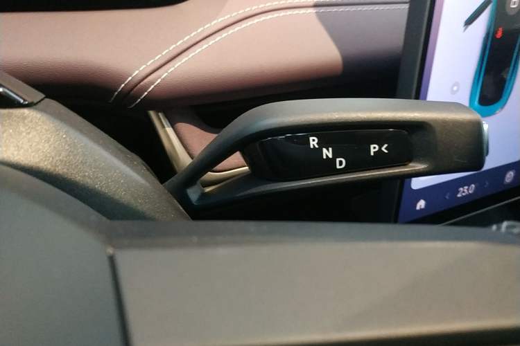 Used Xiaomi Auto SU7 2024 Rear-Drive Long-Range Intelligent Driving Version
