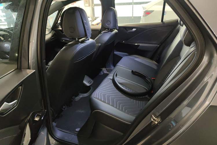 Used Volkswagen ID.3 2024 Pure & Smart Edition
