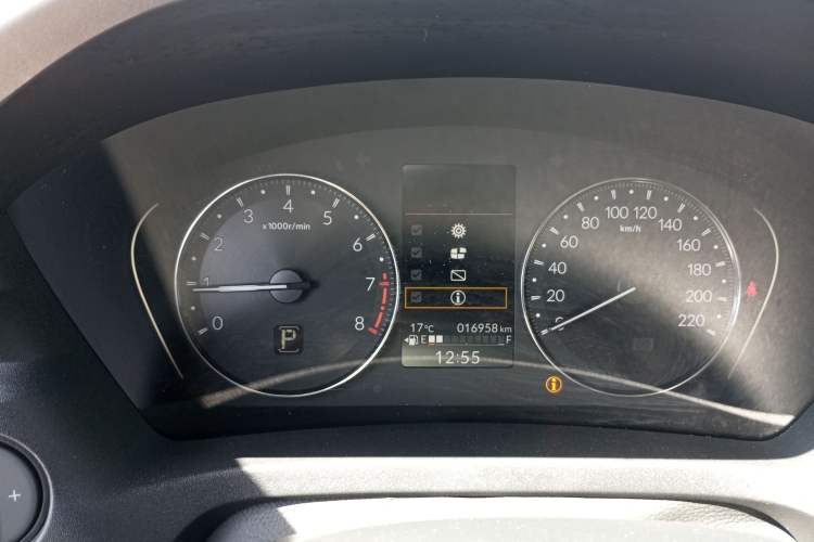 Used Honda Vezel 2023 1.5L CVT Elite Edition
