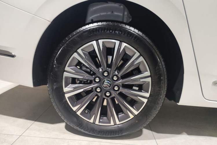 Used Buick GL8 2025 Lu Zun Deluxe Edition
