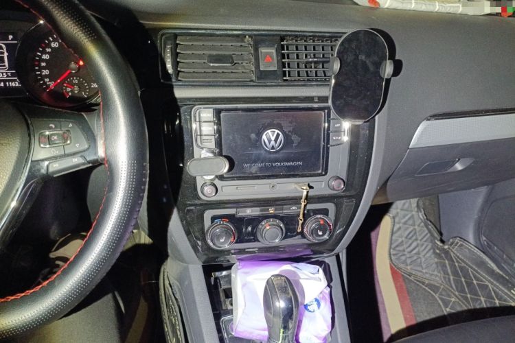 Used Volkswagen Sagitar 2017 180TSI Automatic Luxury Edition