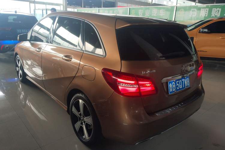 Used Mercedes-Benz B-Class 2017 B 200 Fashion Model