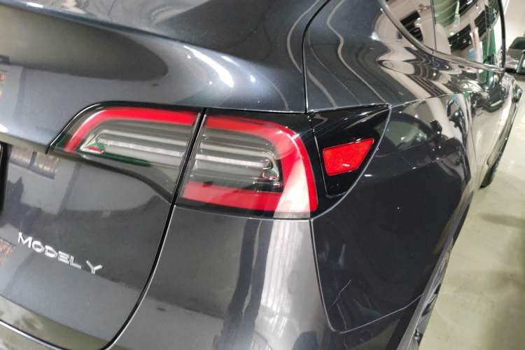 Used Tesla Model Y 2024 Rear-Wheel-Drive Version