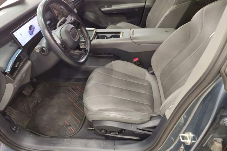 Used Lynk & Co 07 2024 EM-P 126 Long-Range Ultra