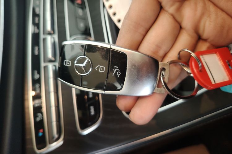 Used Mercedes-Benz E-Class 2019 E 200 L Sport Edition
