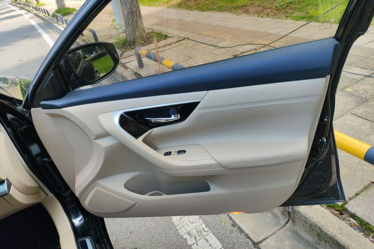 Used Nissan Teana 2016 Revised Version 2.0L XL Comfort Edition
