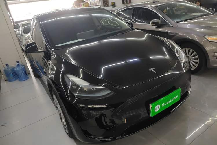 Used Tesla Model Y 2022 Rear-Wheel-Drive Version
