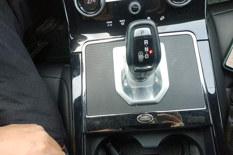 Used Land Rover Range Rover Evoque 2020 249 PS R-DYNAMIC SE Sport Technology Edition