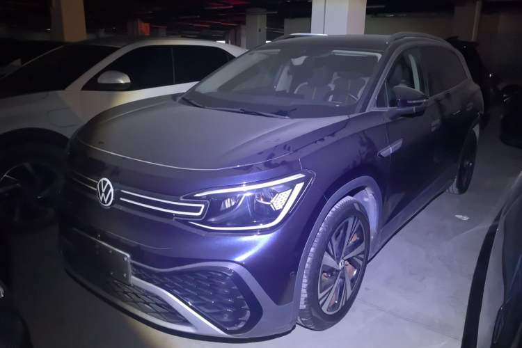 Used Volkswagen ID.6 CROZZ 2022 Long-Range PRO Edition