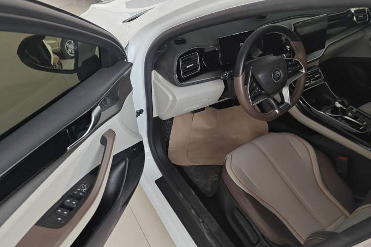 Used BYD Qin PLUS 2024 Honor Edition EV 510KM Leading Model
