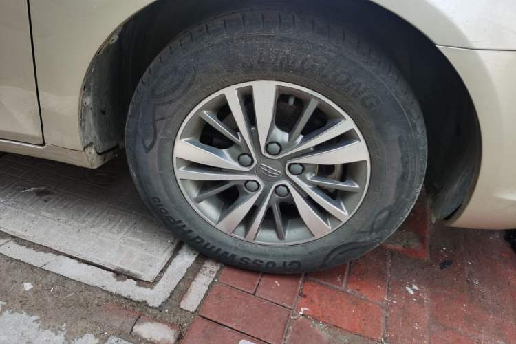 Used Geely Auto Emgrand 2018 1.5L Manual Luxury Model