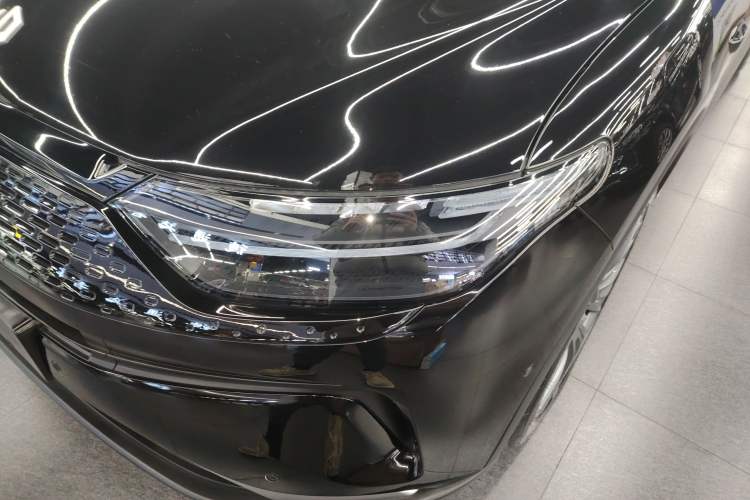 Used Leapmotor C11 2024 Range-Extended 300 Luxury Edition
