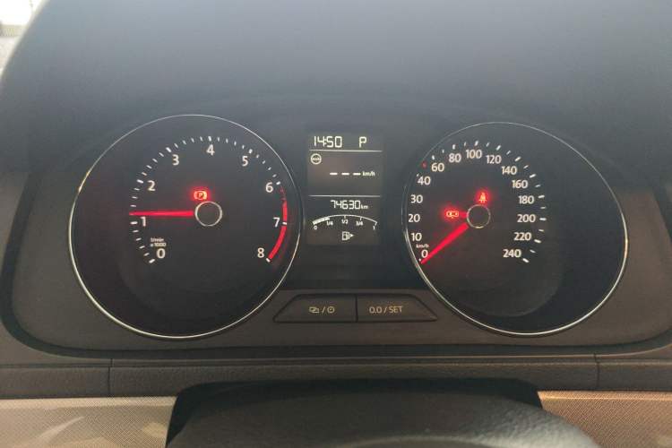 Used Volkswagen Lavida 2017 1.6L Automatic Comfort Edition
