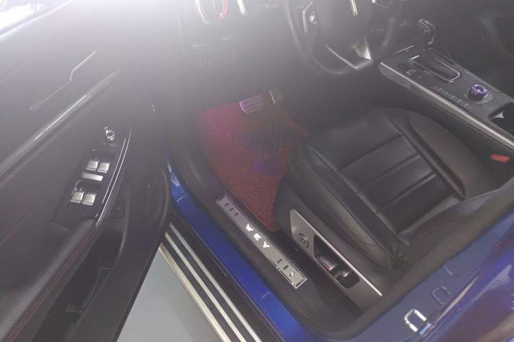 Used Wey VV5 2017 2.0T Ultra-Luxury Version
