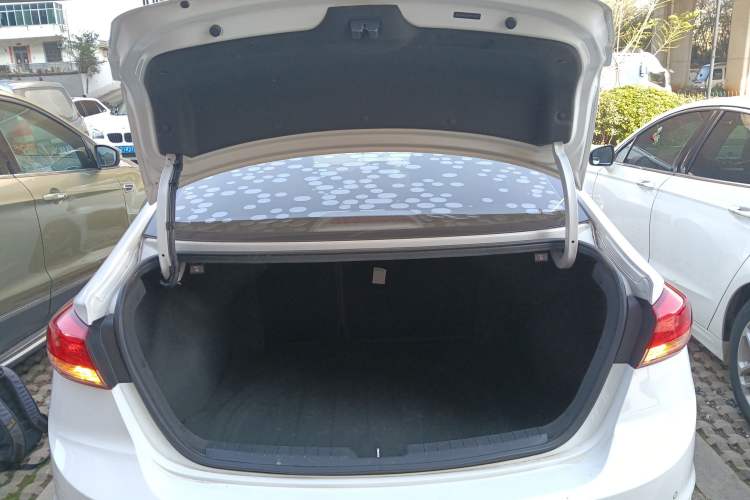 Used Hyundai Elantra 2019 1.5L CVT ZhiXuan – Elite Version
