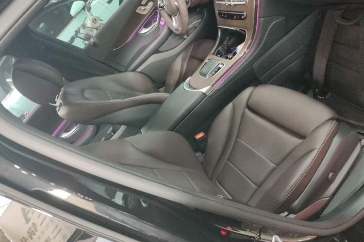 Used Mercedes-Benz GLC 2022 Refreshed GLC 300 L 4MATIC Dynamic Edition
