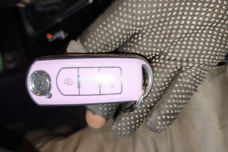 Used Mazda Mazda 3 Axela 2017 Sedan 1.5L Automatic Luxury Model Emission Standard China V
