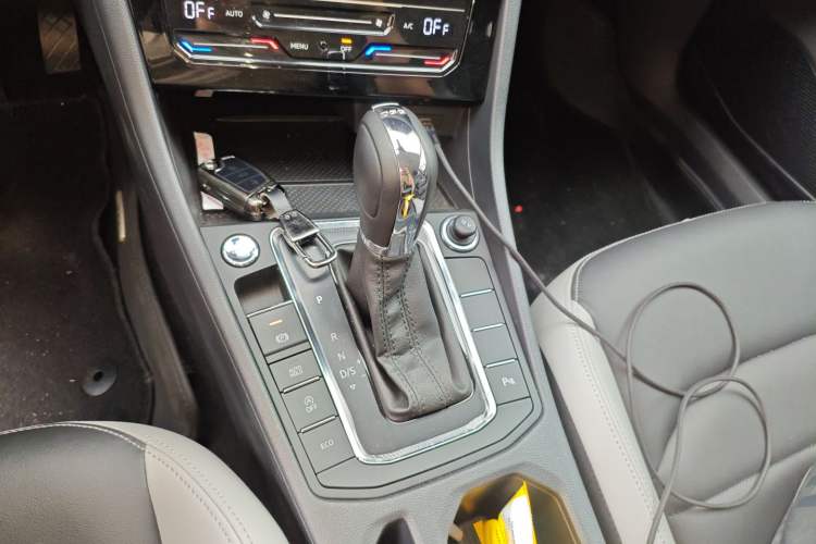 Used Volkswagen Bora 2023 300TSI DSG Prestige Edition
