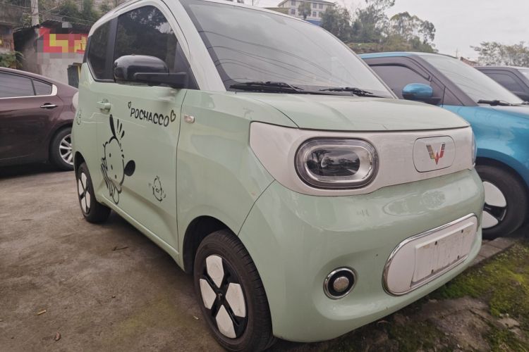 Used Wuling Hongguang MINIEV 2024 3rd Generation 215km Advanced Version
