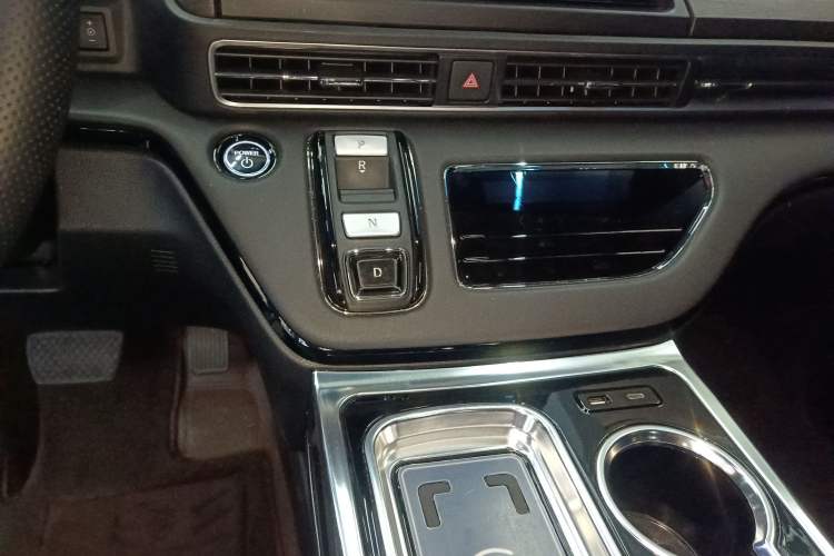 Used Honda Elysion 2022 2.0L eHEV Prestige Edition