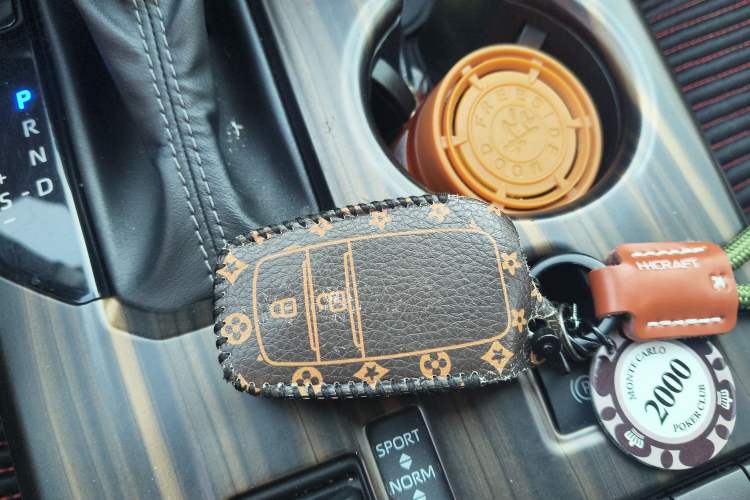 Used Toyota Crown Kluger 2021 2.5L HEV Two-Wheel Drive Elite Edition
