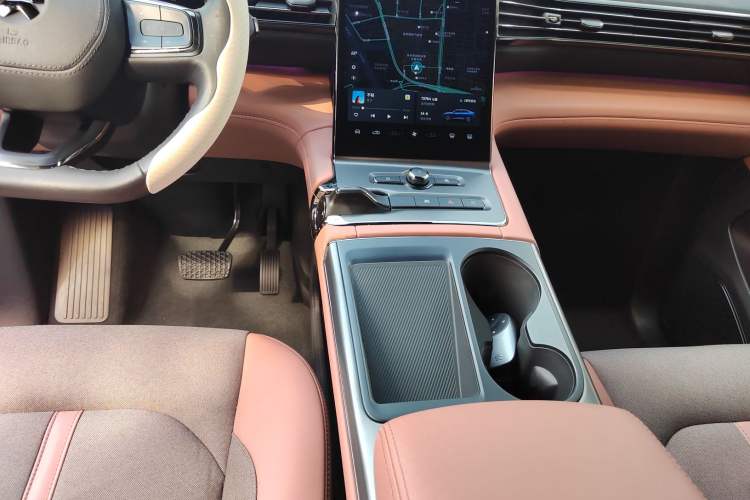 Used Nio EC6 2020 605 km Sport Edition
