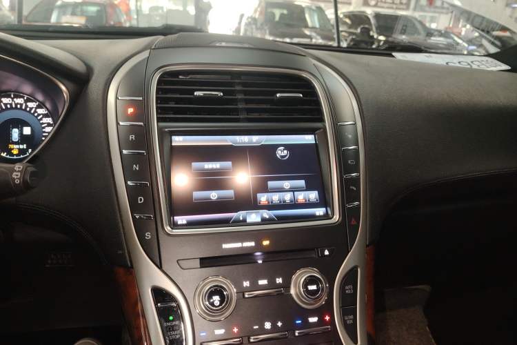 Used Lincoln MKX 2015 2.7T Four-Wheel Drive Prestige Edition
