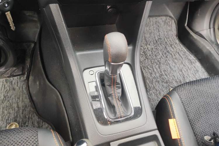 Used Subaru XV 2015 2.0i Special Edition Sport Model
