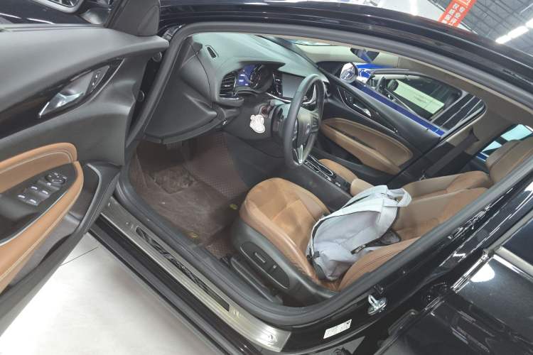 Used Buick Regal 2024 28T Luxury Edition