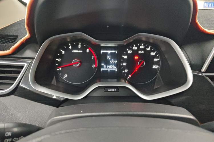 Used Baojun 310 2017 1.5L Automatic Fashion Model
