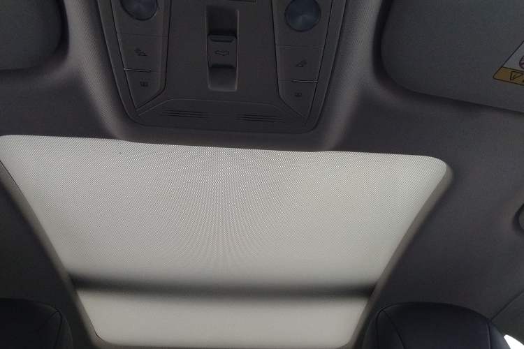 Used Hongqi H5 2022 Classic Model Facelift 1.8T Automatic Smart Connect Flagship Edition
