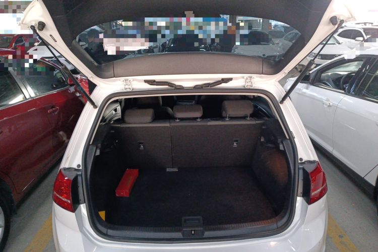 Used Volkswagen Golf 2016 230TSI Automatic Comfort Version
