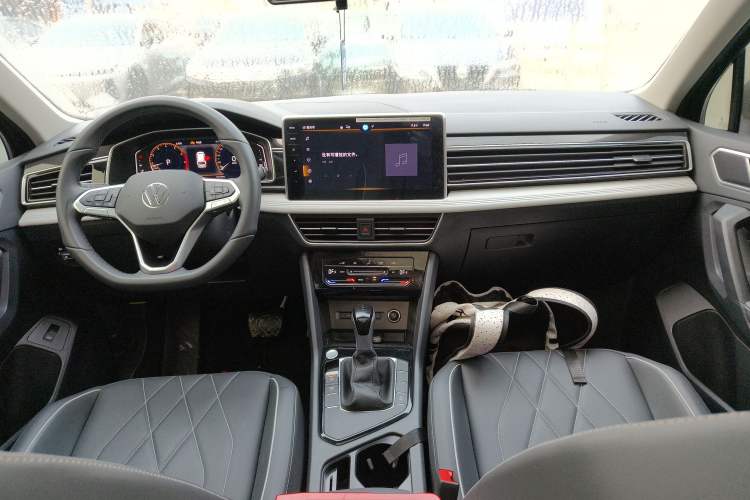 Used Volkswagen Tiguan L 2024 300TSI Automatic Two-Wheel Drive Smart Edition