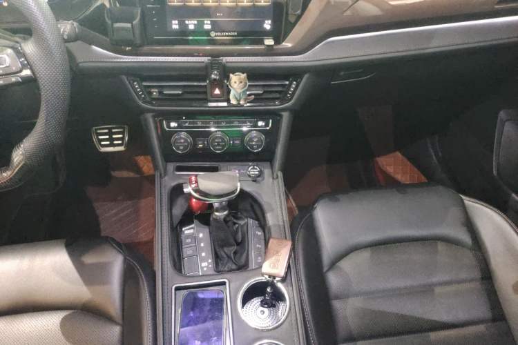 Used Volkswagen Tharu 2020 Revised Version 330TSI Four-Wheel Drive Flagship Edition China VI