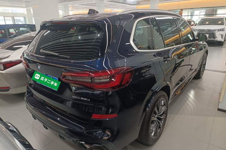 Used BMW X5 2022 xDrive 30Li M Sport Package