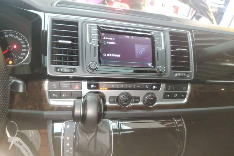 Used Volkswagen Multivan 2019 2.0 TSI 4x4 Prestige Edition 7-Seater
