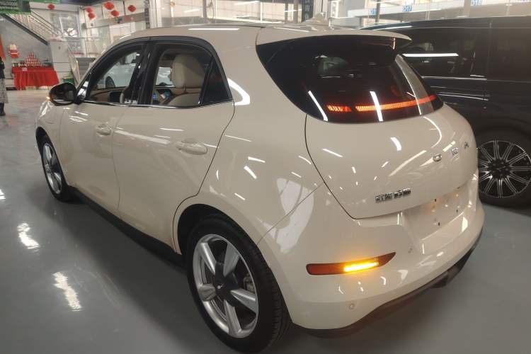 Used ORA Good Cat 2023 401 km Standard Range Prestige Version Lithium Iron Phosphate