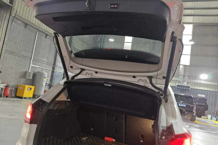 Used BMW X1 2020 sDrive25Li Leading Model
