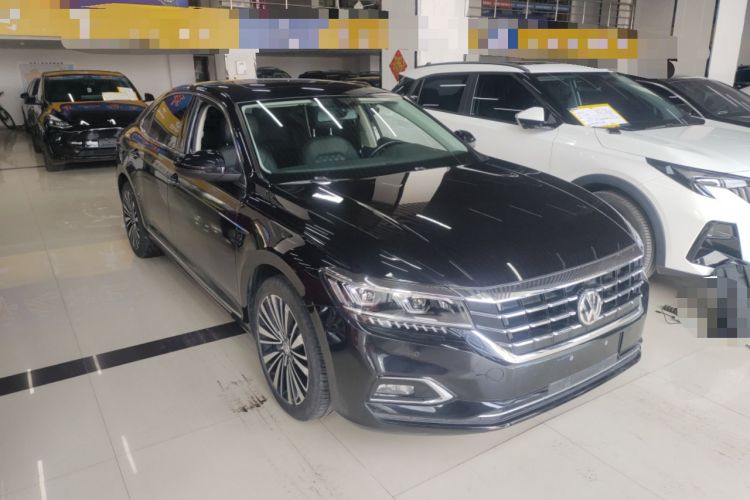 Used Volkswagen Passat 2019 330TSI Luxury Edition China VI Standard
