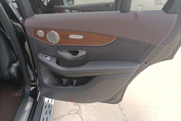 Used Mercedes-Benz GLC 2021 GLC 300 L 4MATIC Dynamic Model
