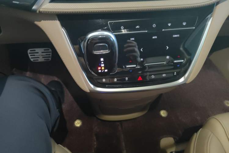 Used Buick GL8 2021 ES Land Cruiser 653T Smart Flagship Model
