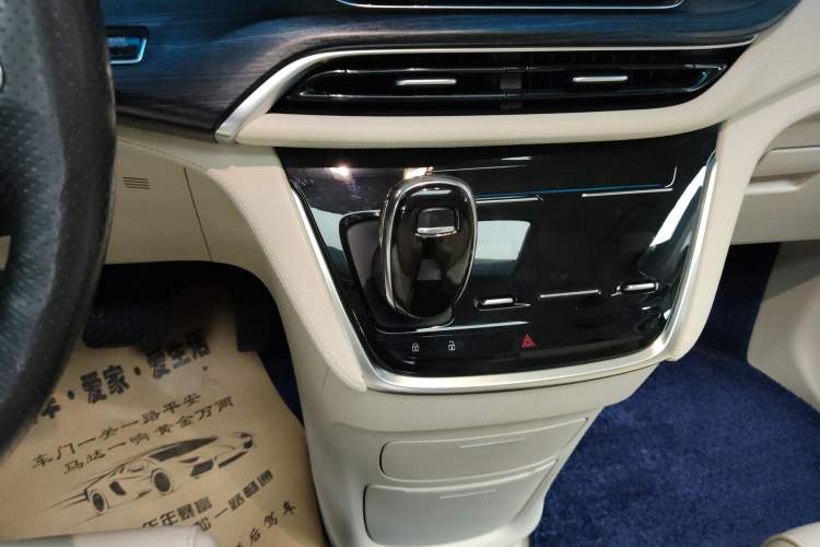 Used Buick GL8 2021 Avenir Aivia Six-Seat Luxury Edition
