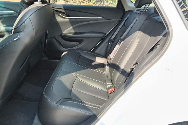 Used Buick GT 2019 18T Automatic Connected Elite Model China VI Standard
